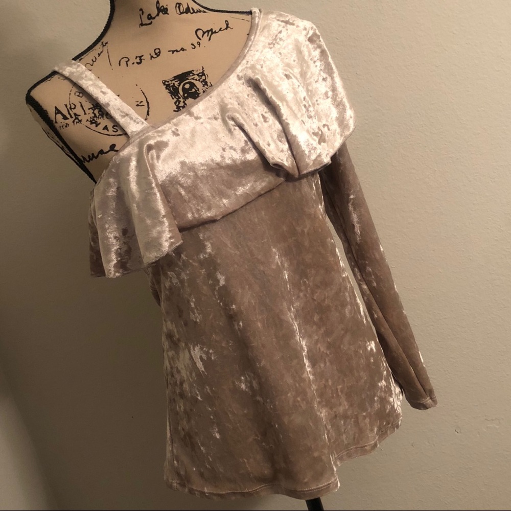 Forgotten Grace size L